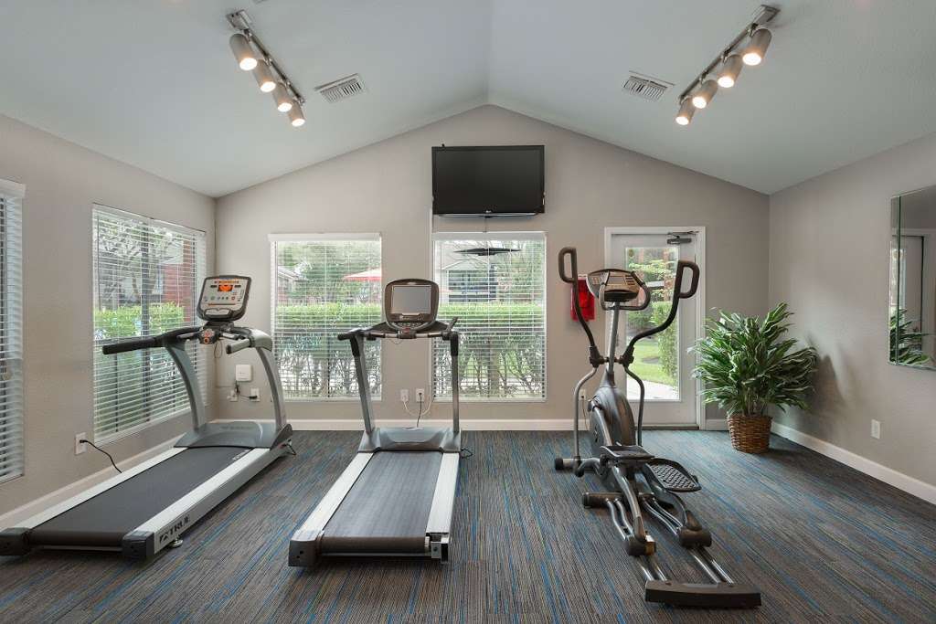 Harbor Walk Apartments | 2751 FM Rd 518 East, League City, TX 77573, USA | Phone: (281) 332-4089