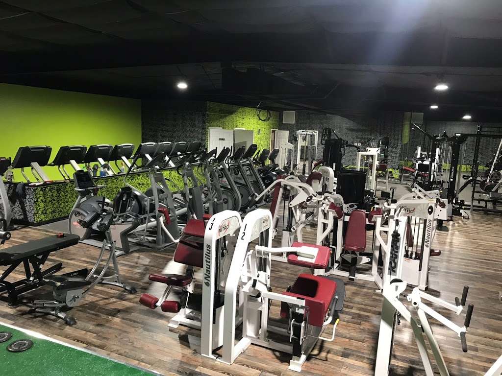 Edgewater Fitness Club | 3042 S Ridgewood Ave, Edgewater, FL 32141, USA | Phone: (386) 402-4917