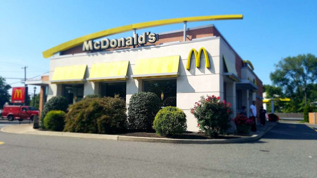 McDonalds | 1240 Bristol Pike, Bensalem, PA 19020, USA | Phone: (215) 245-7337