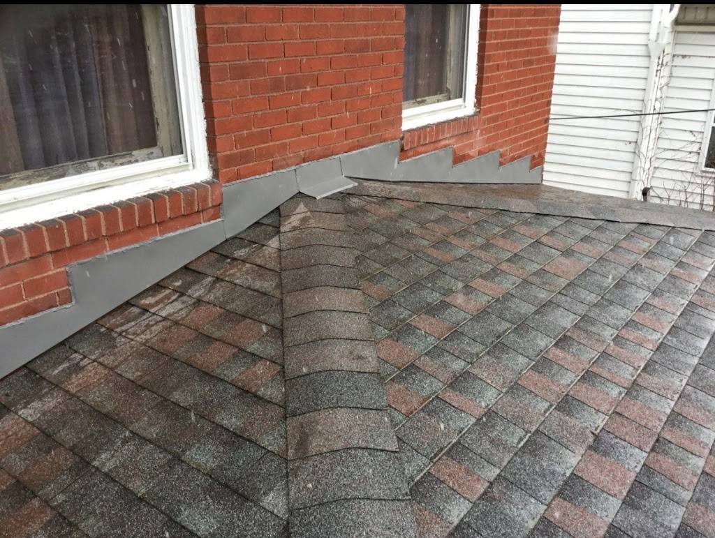 Apolinar Roofing | 1111 Marlane Dr, Pittsburgh, PA 15227, USA | Phone: (412) 513-7257