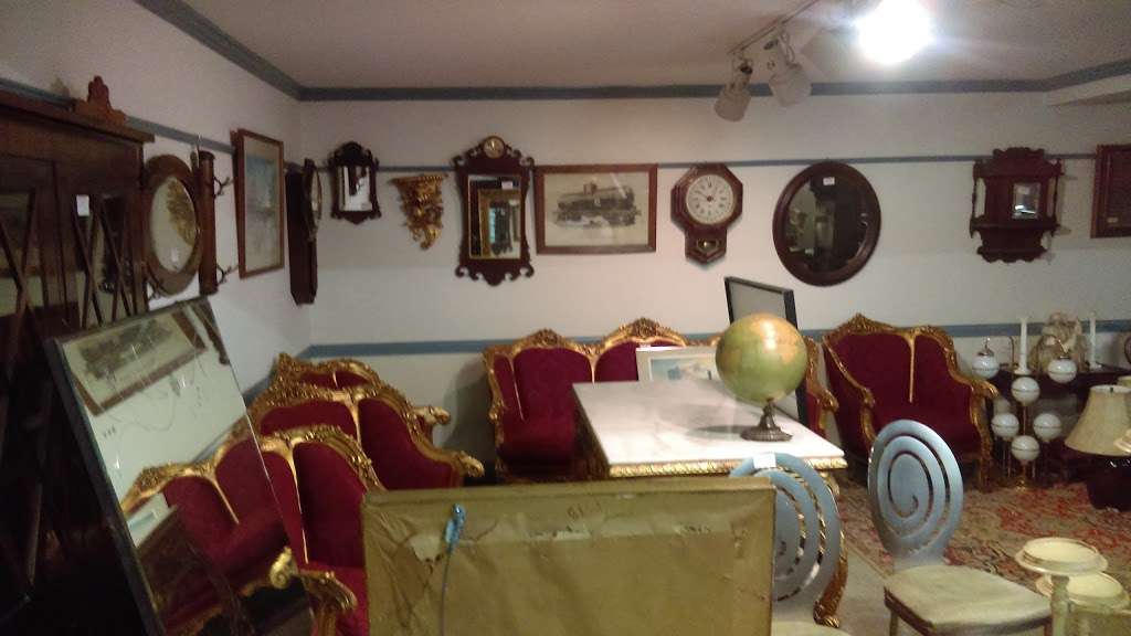 Red Barn Antiques | 56 New Egypt Cookstown Rd, New Egypt, NJ 08533, USA | Phone: (609) 758-9152