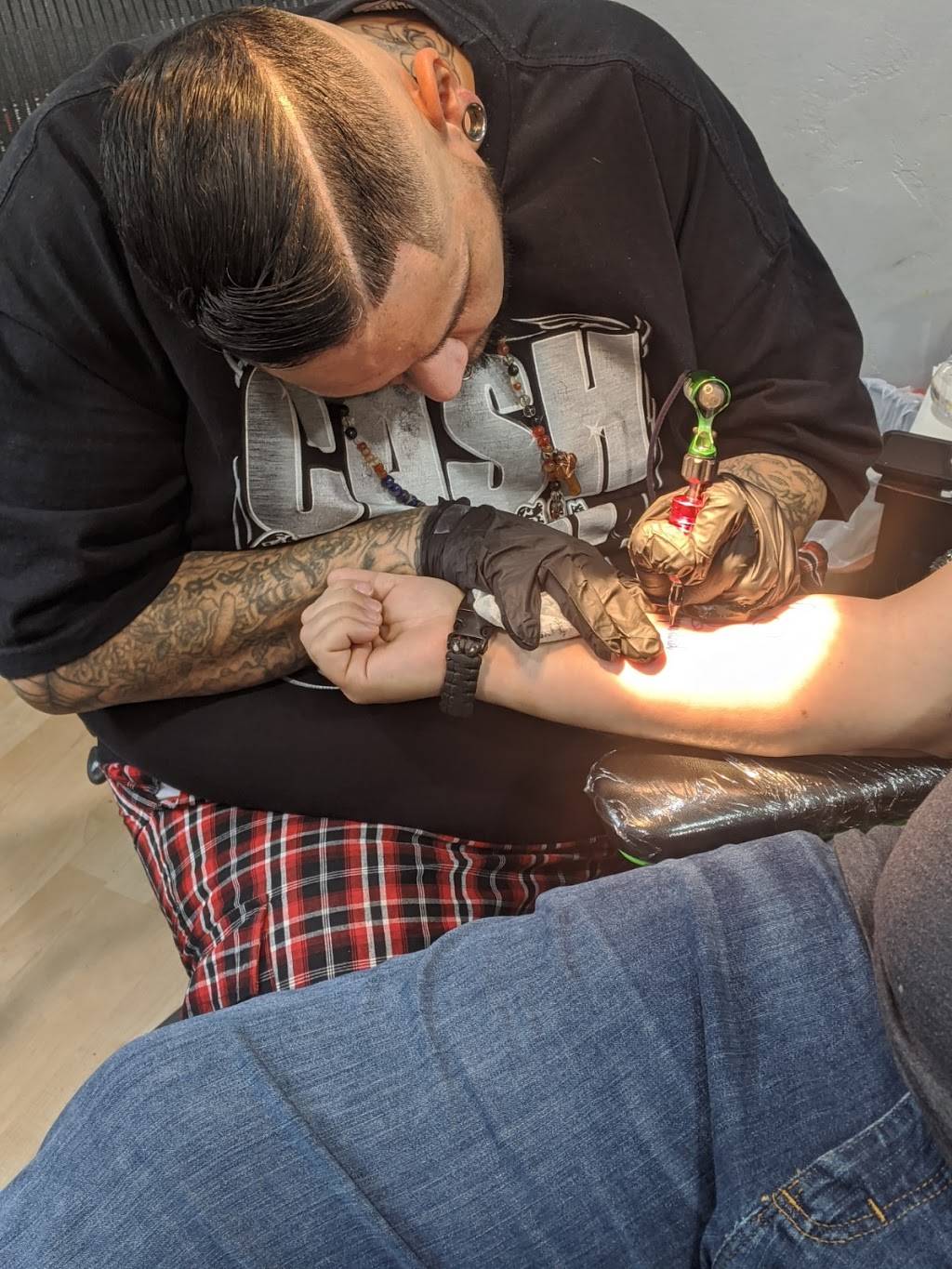 Pureline Ink tattoo Studio | 651 W Roger Rd, Tucson, AZ 85705, USA | Phone: (520) 808-8412