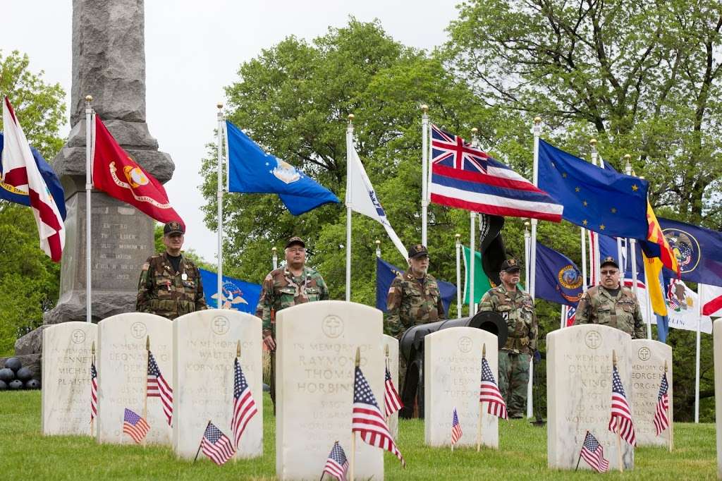 Wood National Cemetery | 1301, 5000 W National Ave, Milwaukee, WI 53295, USA | Phone: (414) 382-5300