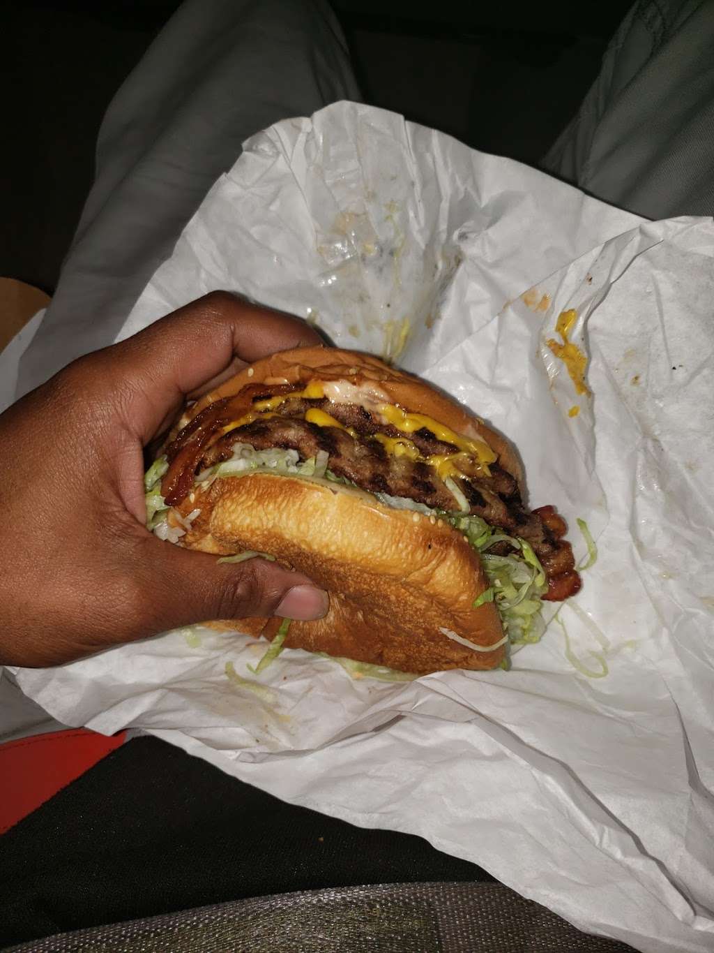 Tams Burgers | 11816 Long Beach Blvd, Lynwood, CA 90262, USA | Phone: (310) 637-3433