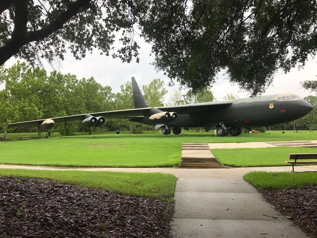 B-52D Stratofortress | Jeff Fuqua Blvd, Orlando, FL 32827, USA