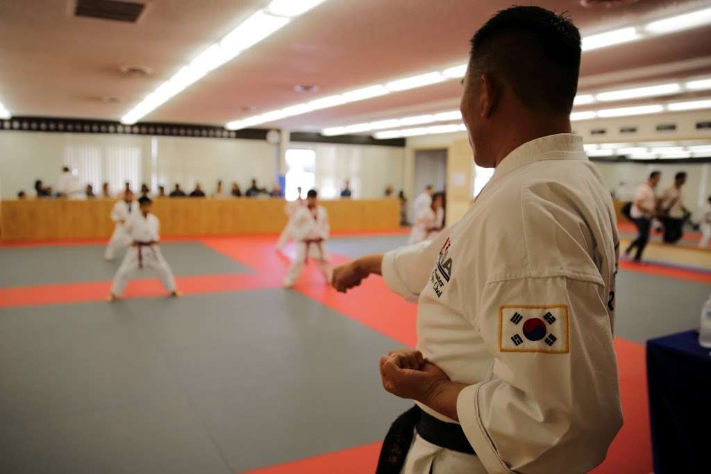 Y K Martial Arts Academy | 2795 W Lincoln Ave A, Anaheim, CA 92801, USA | Phone: (714) 226-9400