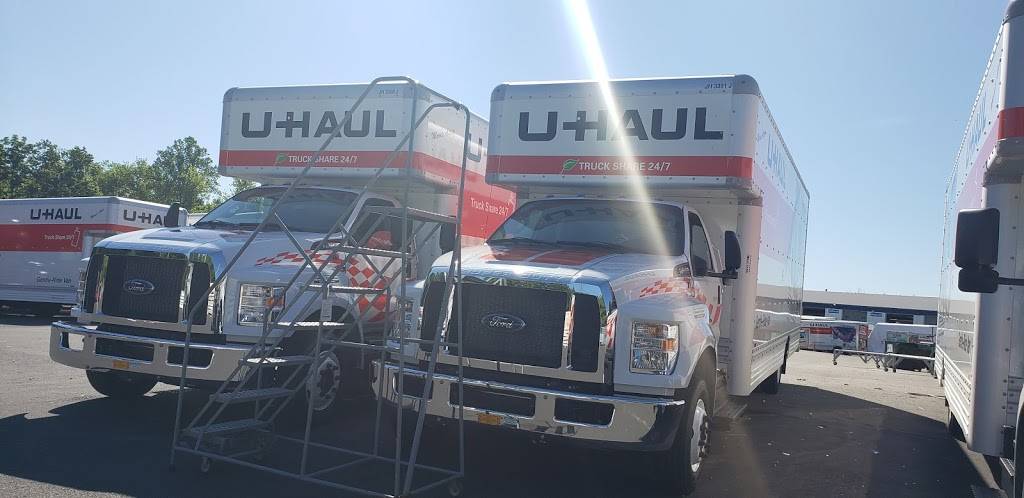 U-HAUL EQUIPMENT | 2051 Bunnell Rd, Warrington, PA 18976, USA