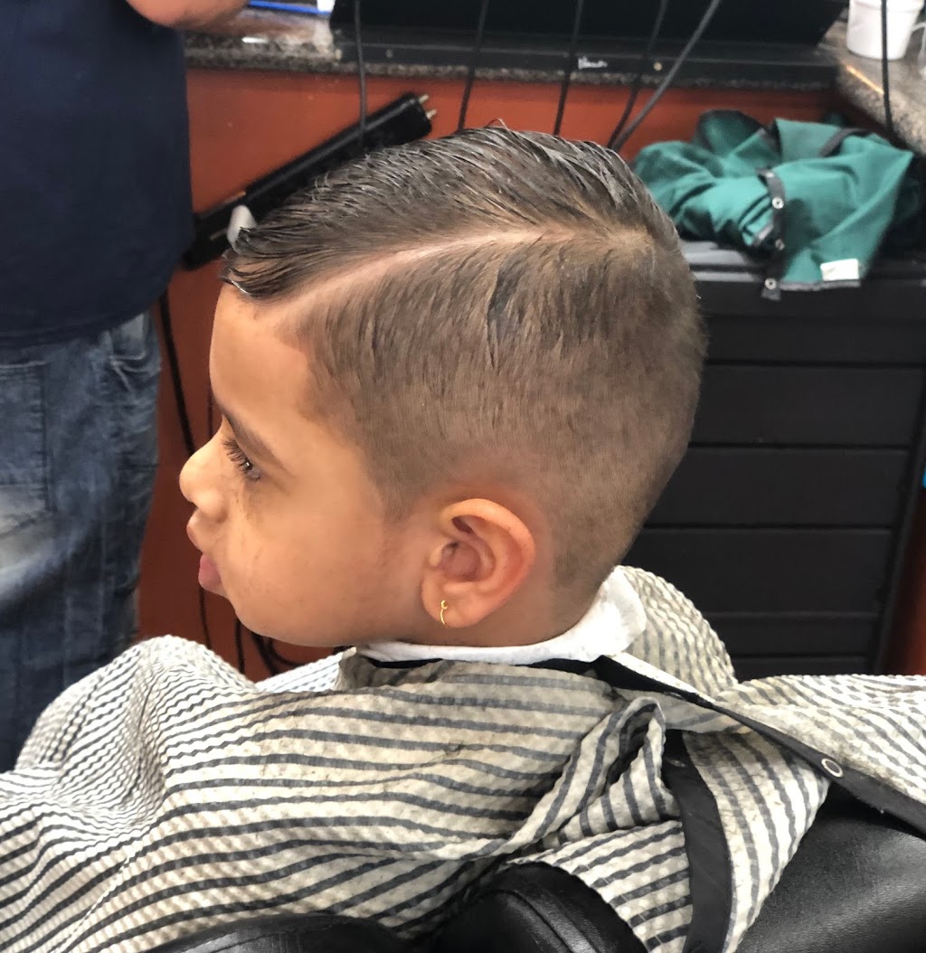 GROOVES BARBER & BEAUTY SALON | 6533 E Livingston Ave, Reynoldsburg, OH 43068, USA | Phone: (614) 238-8036