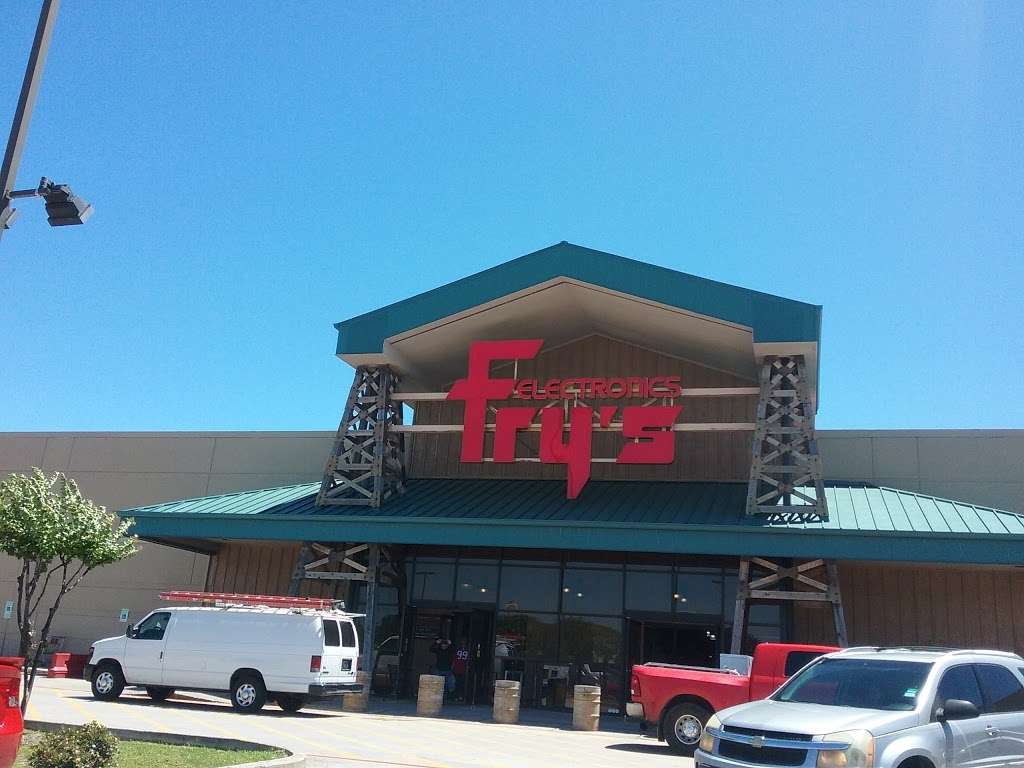 Frys Electronics | 10241 N Fwy Service Rd, Houston, TX 77037, USA | Phone: (281) 931-2200