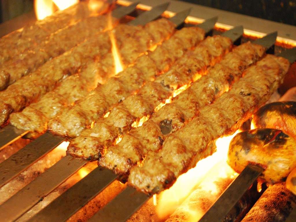 Turkish Best Kebab | 39 Orsett Rd, Grays RM17 5DS, UK | Phone: 01375 372100
