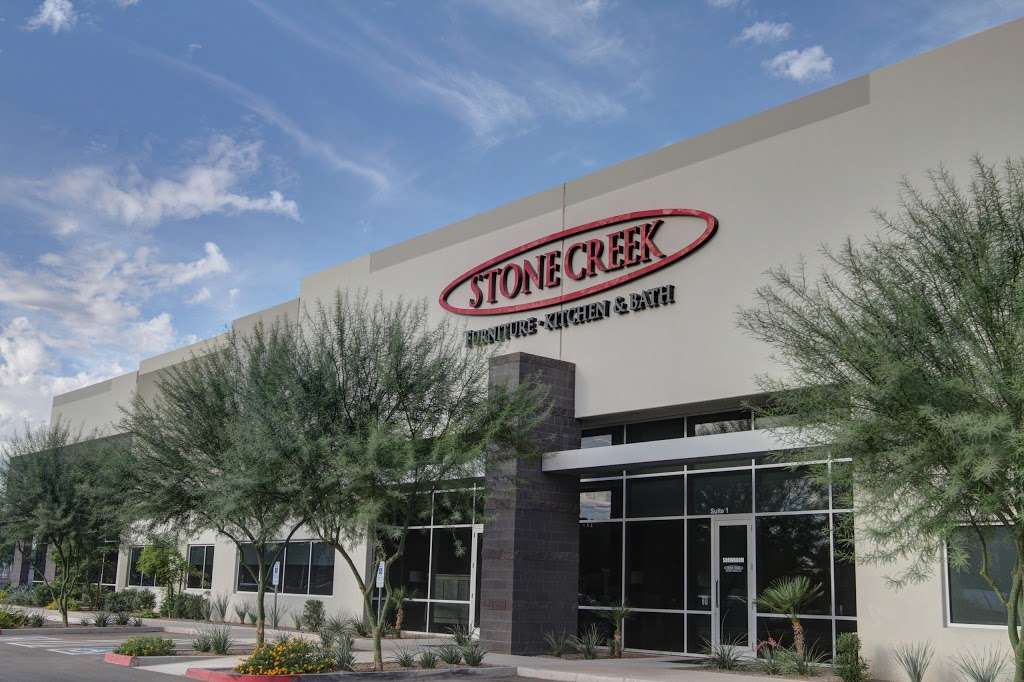 Stone Creek Furniture | 200 S Kyrene Rd, Chandler, AZ 85226, USA | Phone: (602) 458-9800