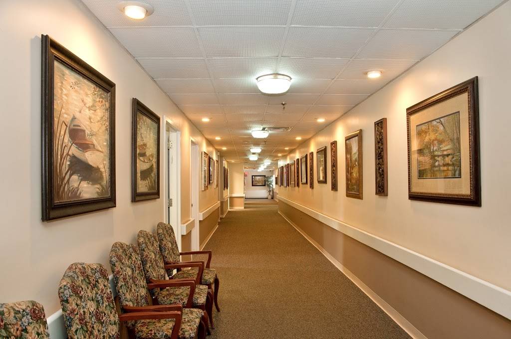 Evergreen House Health Center | 1 Evergreen Dr, East Providence, RI 02914, USA | Phone: (401) 438-3250