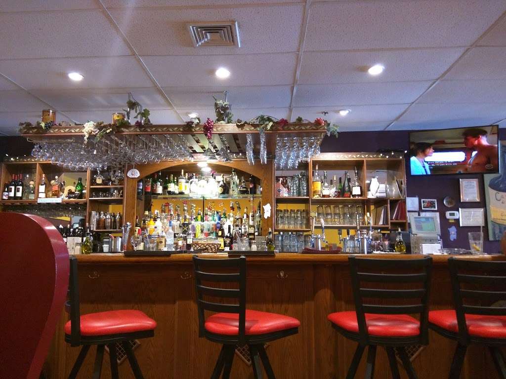 Giuseppes Italian Restaurant | 257 Low St, Newburyport, MA 01950, USA | Phone: (978) 465-2225