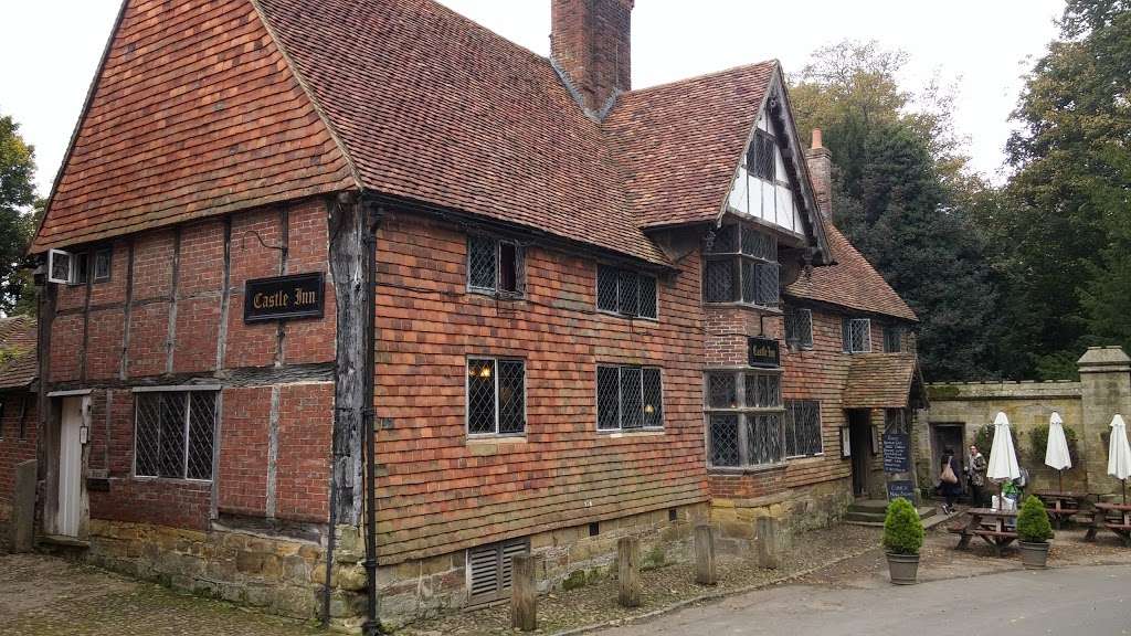 The Castle Inn Pub | Chiddingstone Road, Chiddingstone TN8 7AH, UK | Phone: 01892 870371