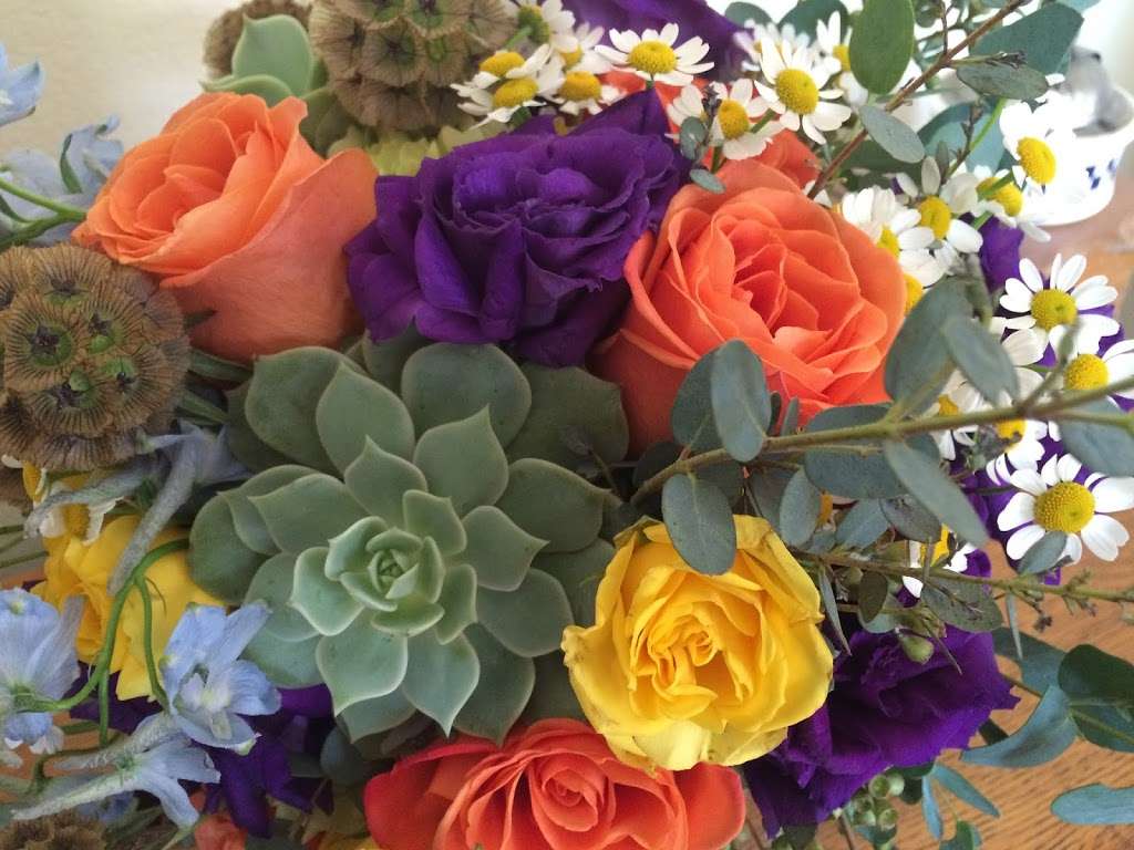 Ritas Floral Designs | 7150 N 29th Ave, Phoenix, AZ 85051, USA | Phone: (602) 864-8939