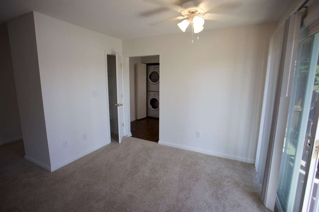 Sebring Court Apartments | 1902 Parsons Dr, Indianapolis, IN 46224, USA | Phone: (317) 244-3222