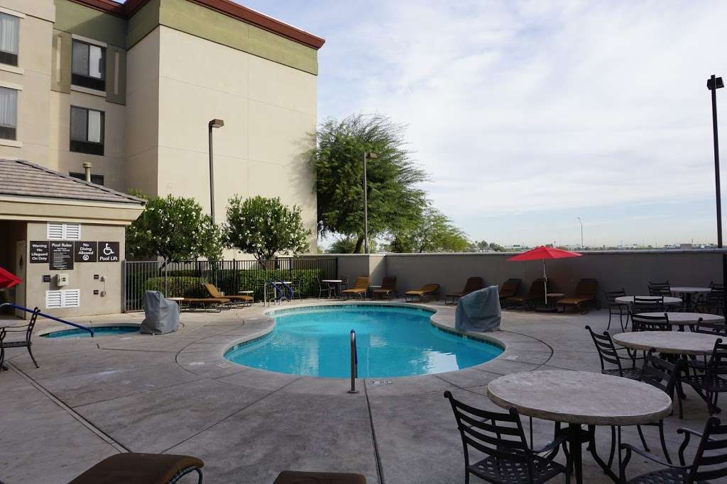 Homewood Suites by Hilton Phoenix-Avondale | 11450 W Hilton Way, Avondale, AZ 85323, USA | Phone: (623) 882-3315