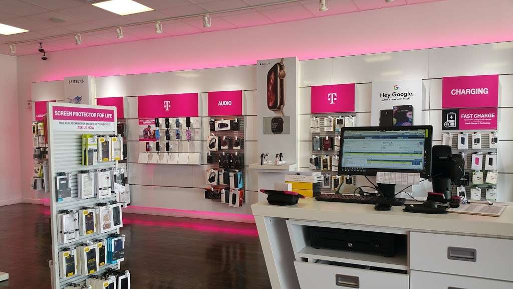 T-Mobile | 11200 Fuqua Ave Ste. 200, Houston, TX 77089, USA | Phone: (281) 481-0849