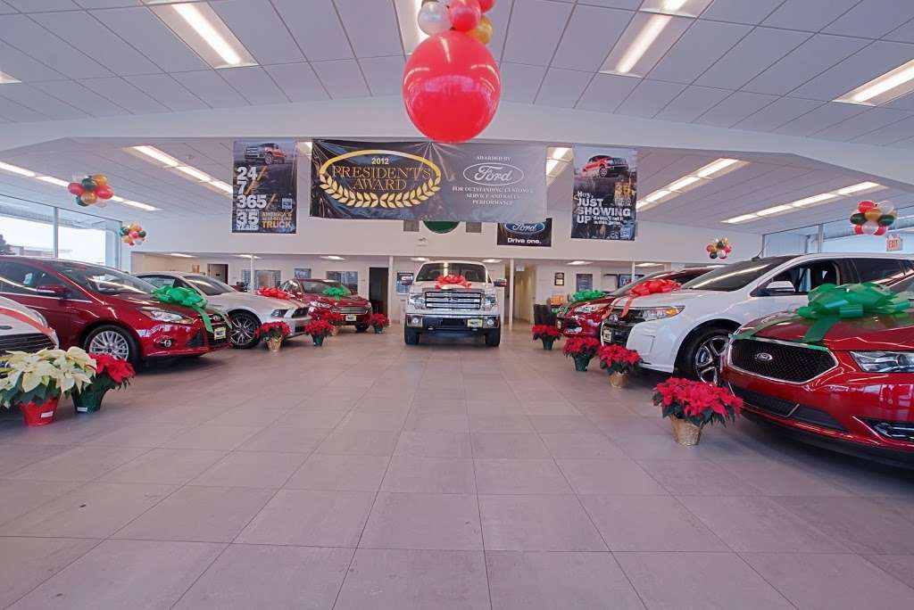 Haggerty Ford | 330 Roosevelt Rd, West Chicago, IL 60185, USA | Phone: (800) 431-7568