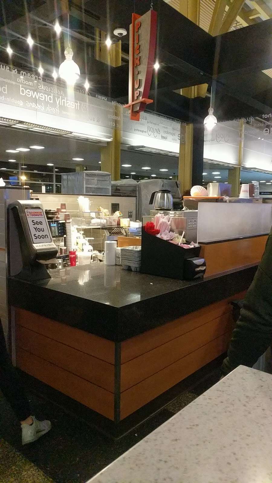 Dunkin Donuts | 1 National Airport Cart 2 Post Center Pier, Arlington, VA 22202 | Phone: (703) 414-0885