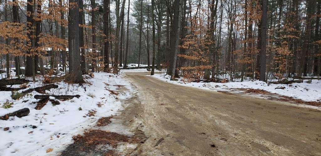 Haseltine Trailhead | B-H Trail, Amherst, NH 03031