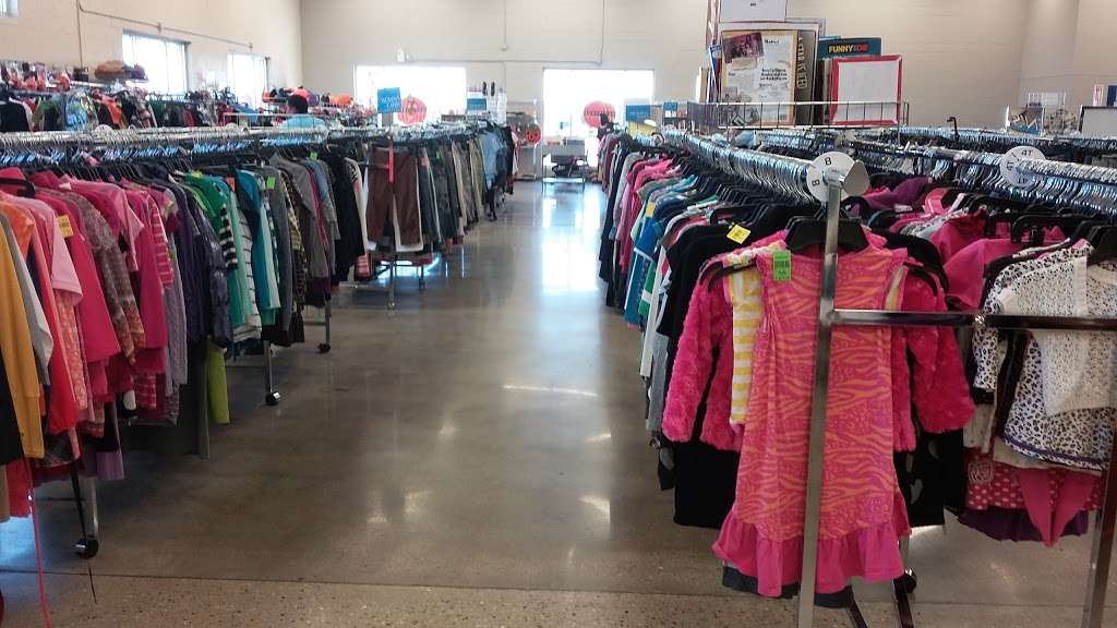 Goodwill Store & Donation Center | 1020 N Rohlwing Rd, Addison, IL 60101, USA | Phone: (630) 812-5167