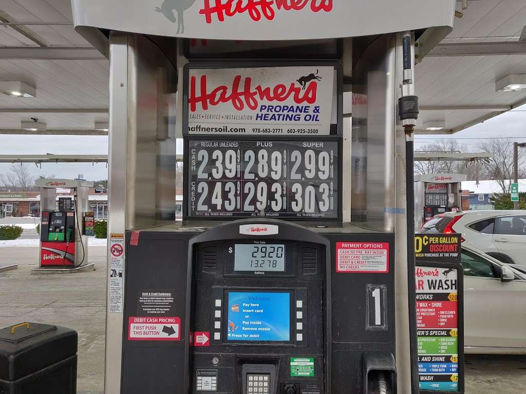 Haffners Gas Station | 2834, 564 Chickering Rd, North Andover, MA 01845, USA | Phone: (978) 681-9322