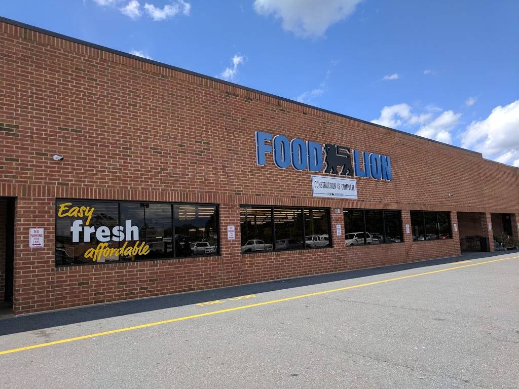 Food Lion | 434 W Swannanoa Ave, Liberty, NC 27298 | Phone: (336) 622-1570