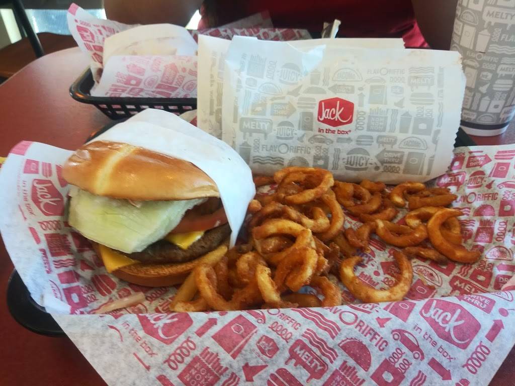 Jack in the Box | 1745 Highland Ave, National City, CA 91950, USA | Phone: (619) 477-6211