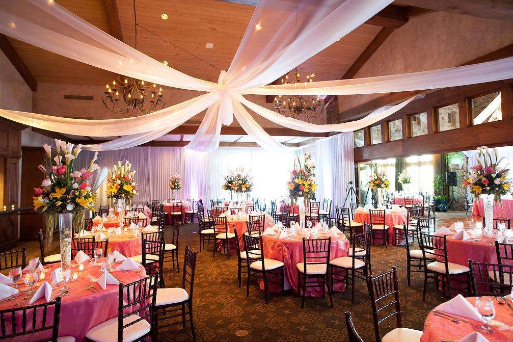 The Oaks Club at Valencia | 26550, Heritage View Ln, Valencia, CA 91381, USA | Phone: (661) 288-1995