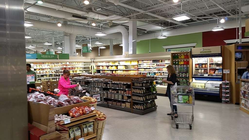 Publix Super Market at The Grove | 4870 S Apopka Vineland Rd, Orlando, FL 32819 | Phone: (407) 909-8080