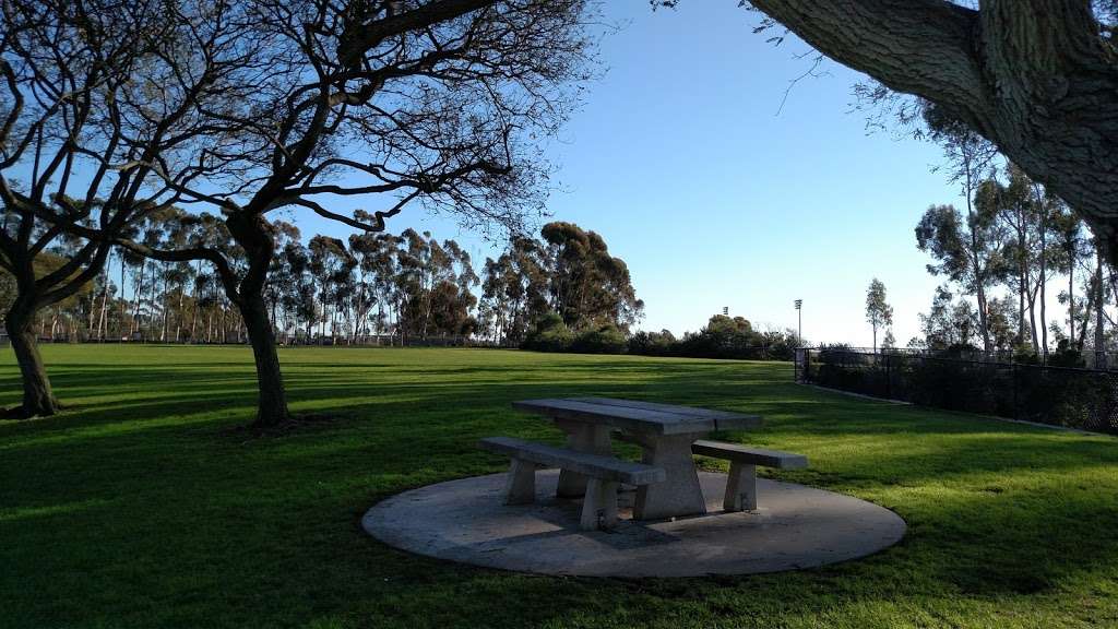 Torrey Pines Dog Park | San Diego, CA 92130