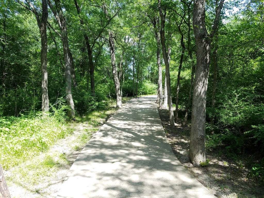 Muddy Creek Preserve | 5401 Pleasant Valley Rd, Wylie, TX 75098, USA | Phone: (972) 495-1212