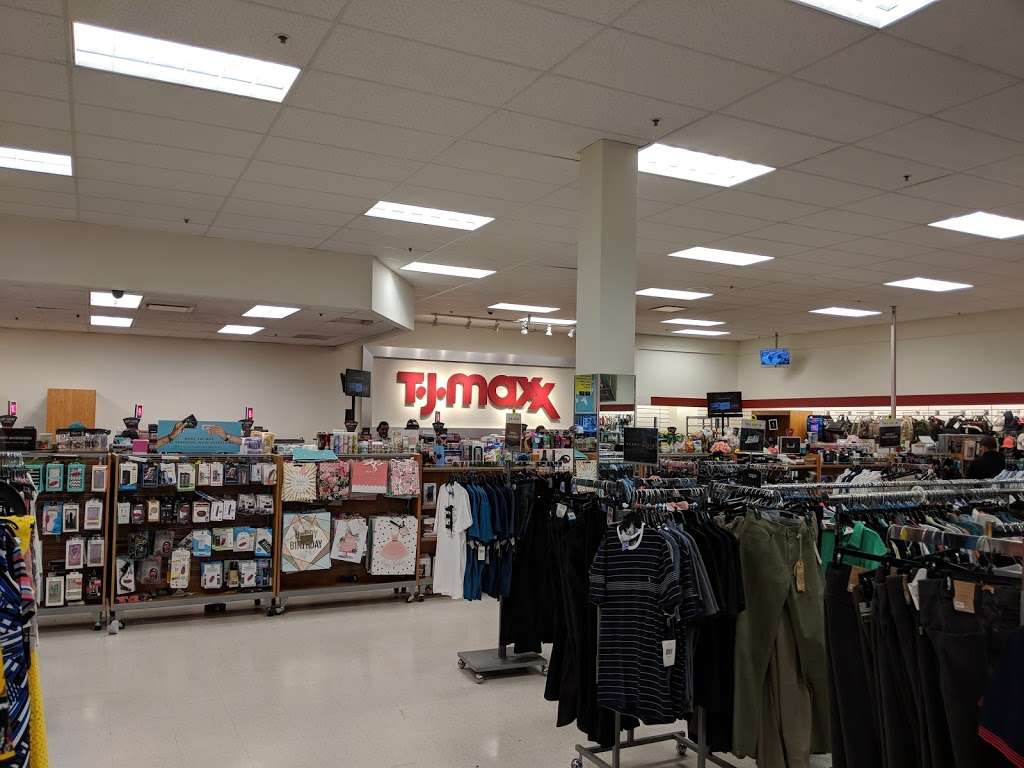 T.J. Maxx | 3451 Jefferson Davis Hwy, Alexandria, VA 22305, USA | Phone: (703) 519-9420