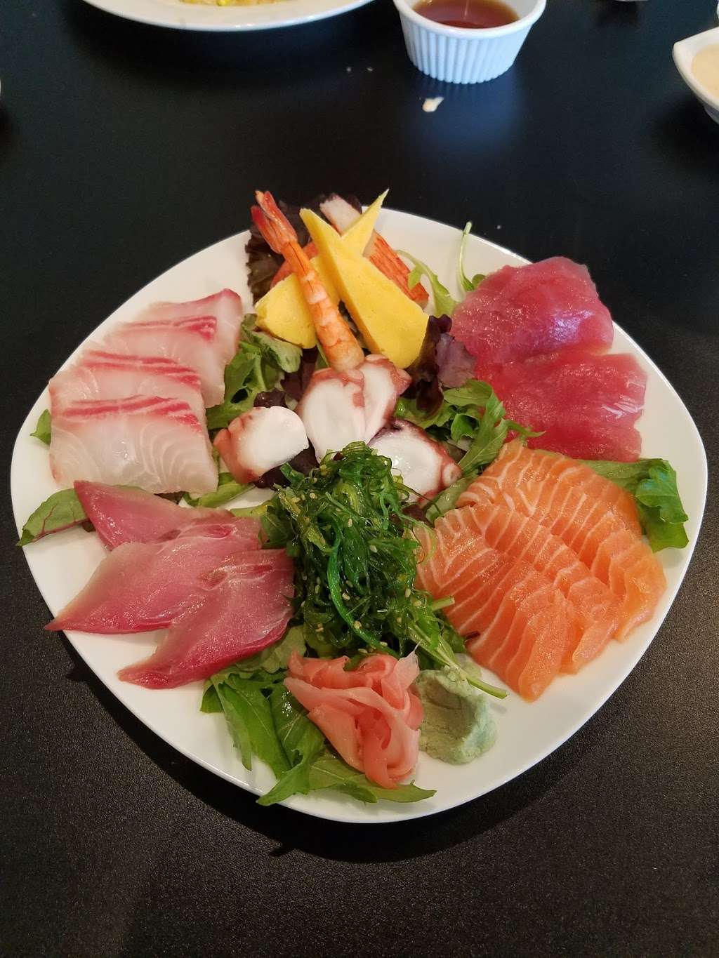 Island sushi Solomons | 75 charles st, P O Box 314, Solomons, MD 20688, USA | Phone: (301) 481-4776