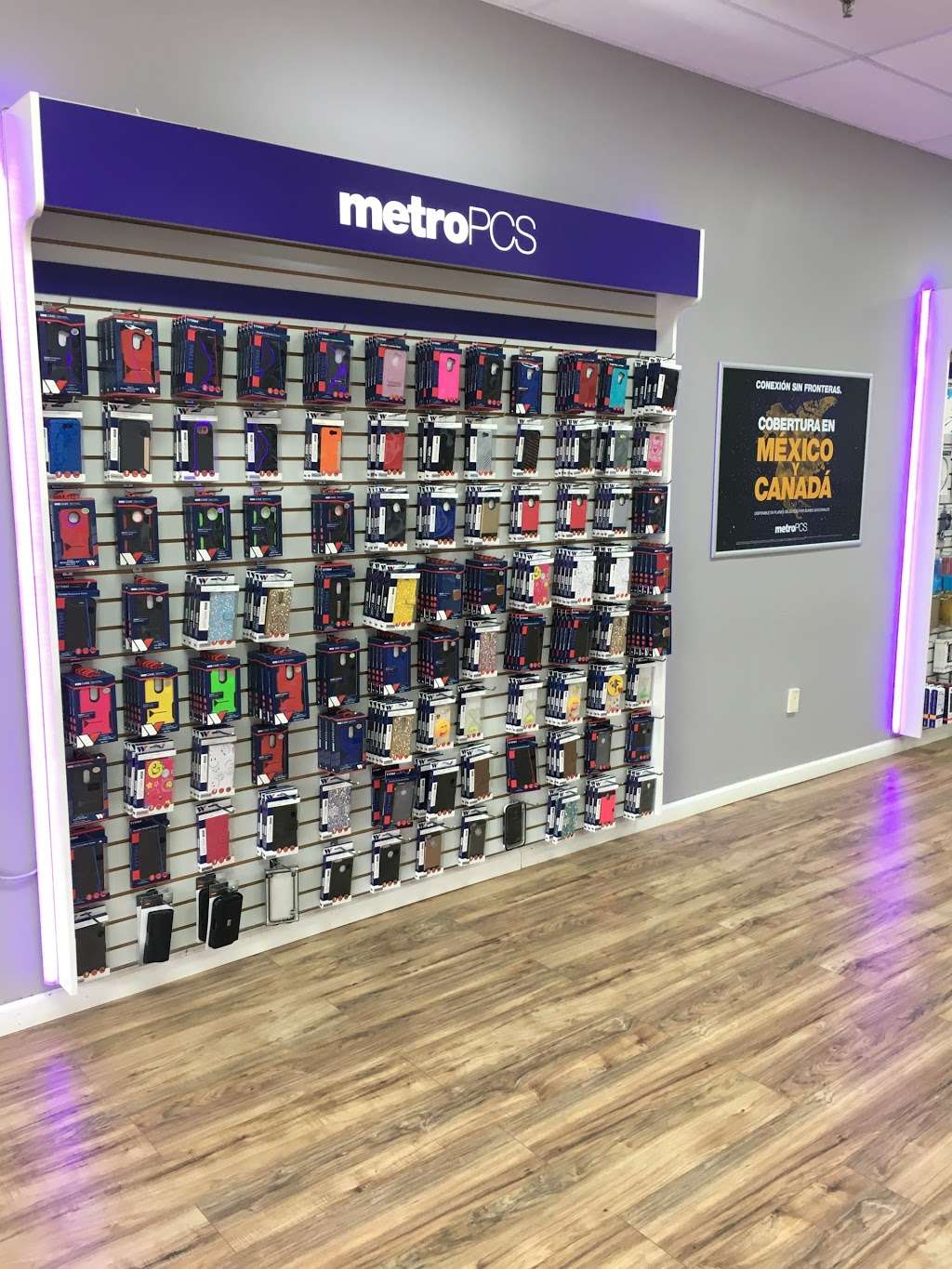 Metro by T-Mobile | 124 Sigmon Rd # 200, Lincolnton, NC 28092, USA | Phone: (888) 863-8768