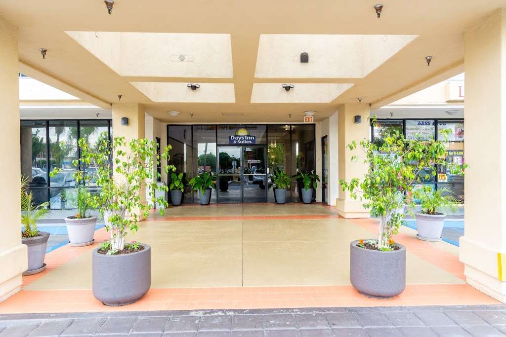 Days Inn & Suites by Wyndham Artesia | 17510 Pioneer Blvd, Artesia, CA 90701, USA | Phone: (562) 924-6700