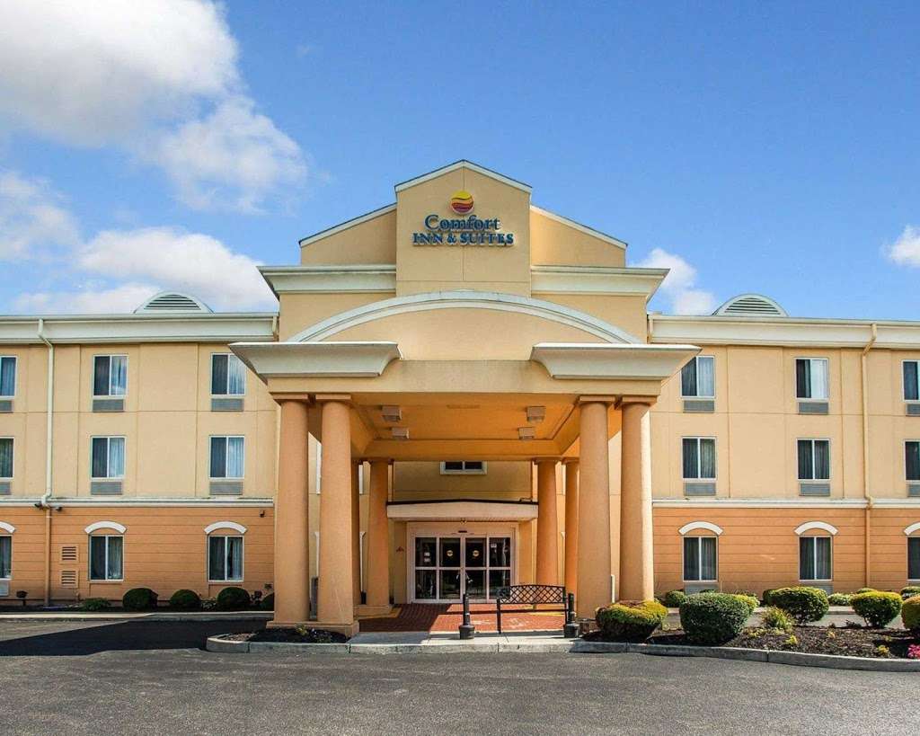 Comfort Inn & Suites | 634 Soders Rd, Carneys Point Township, NJ 08069, USA | Phone: (856) 299-8282