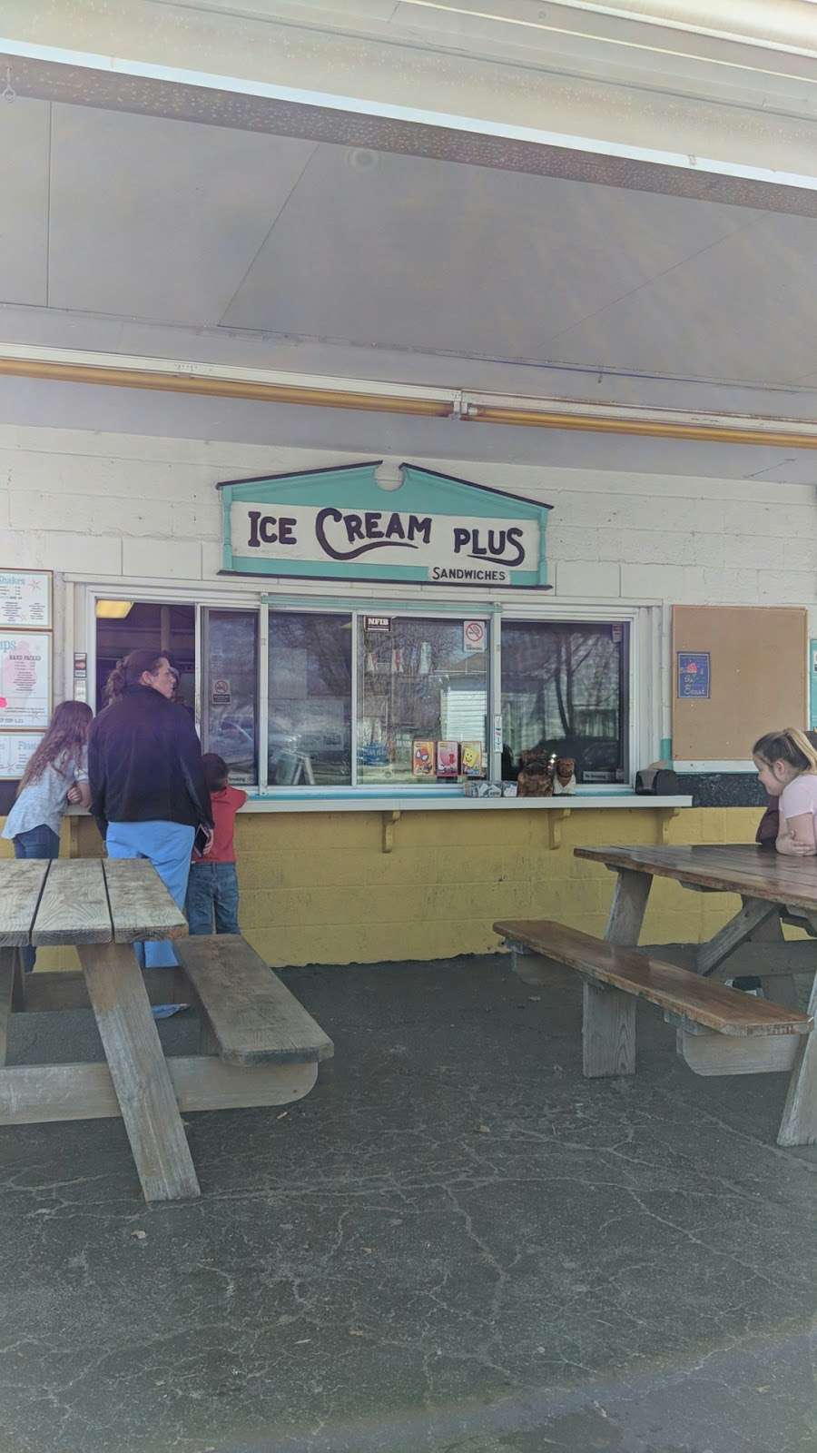 Ice Cream Plus | 201 E Pendleton Ave, Lapel, IN 46051 | Phone: (765) 609-9267