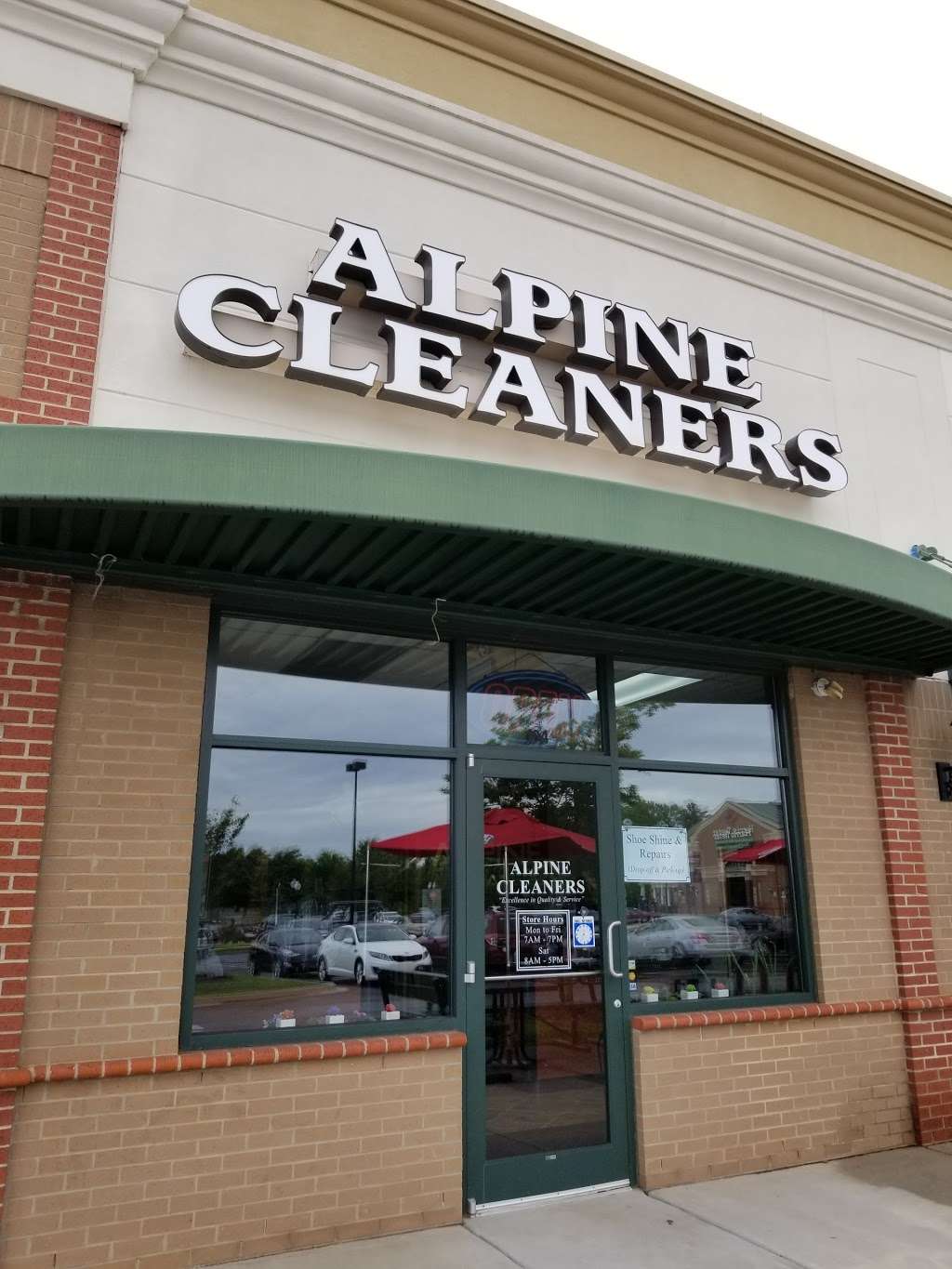 Alpine Cleaners | 16631 Lancaster Hwy, Charlotte, NC 28277, USA | Phone: (704) 544-2434