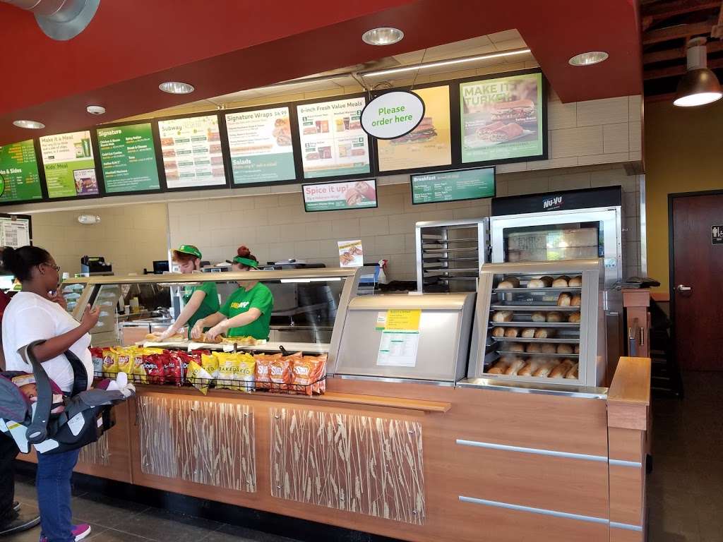 Subway Restaurants | 2105 Taney St, North Kansas City, MO 64116, USA | Phone: (816) 471-6939