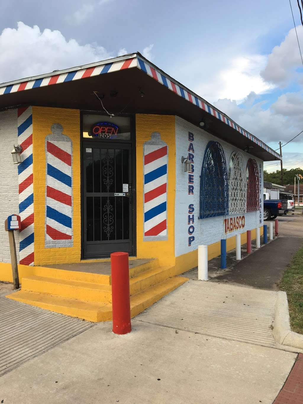 Tabasco Barber Shop #1 | 1205 75th St, Houston, TX 77011, USA | Phone: (281) 948-6758