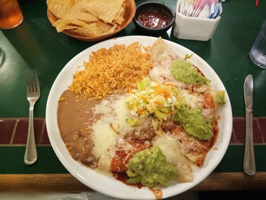 Celias Mexican Restaurant - Menlo Park | 1850 El Camino Real, Menlo Park, CA 94025, USA | Phone: (650) 321-8227
