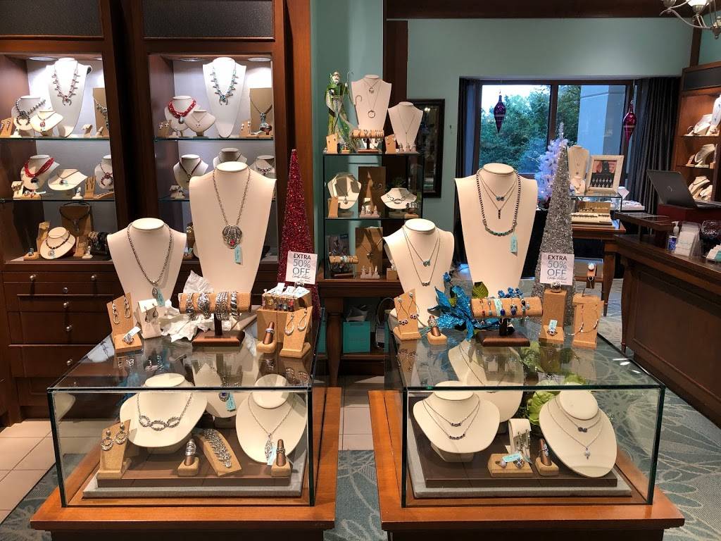 Carolyn Pollack Jewelry | 1501 Gaylord Trail, Grapevine, TX 76051, USA | Phone: (817) 778-1380