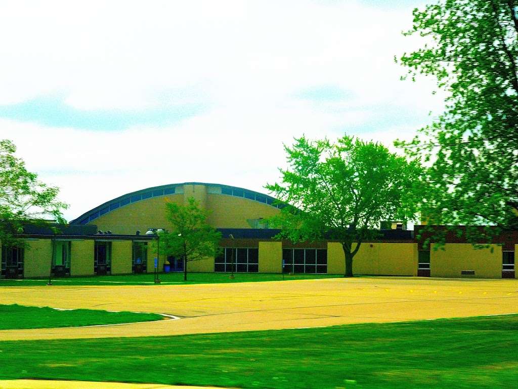 Delavan-Darien High School | 150 Cumming St, Delavan, WI 53115 | Phone: (262) 728-2642