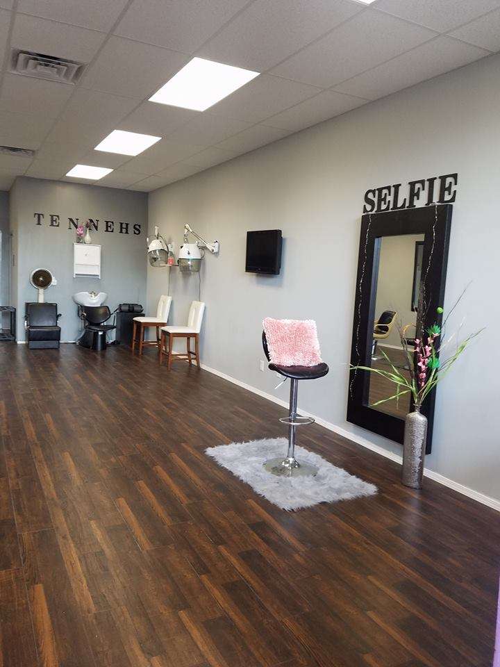 Tennehs African Braiding Salon | 5015 N Tryon St #115, Charlotte, NC 28213, USA | Phone: (704) 332-7040