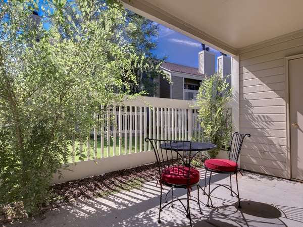 Deerfield at Indian Creek Apartments | 1771 S Quebec Way, Denver, CO 80231, USA | Phone: (303) 755-8750