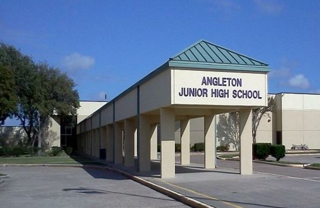 Angleton Junior High School | 1201 E Henderson Rd, Angleton, TX 77515, USA | Phone: (979) 864-8002