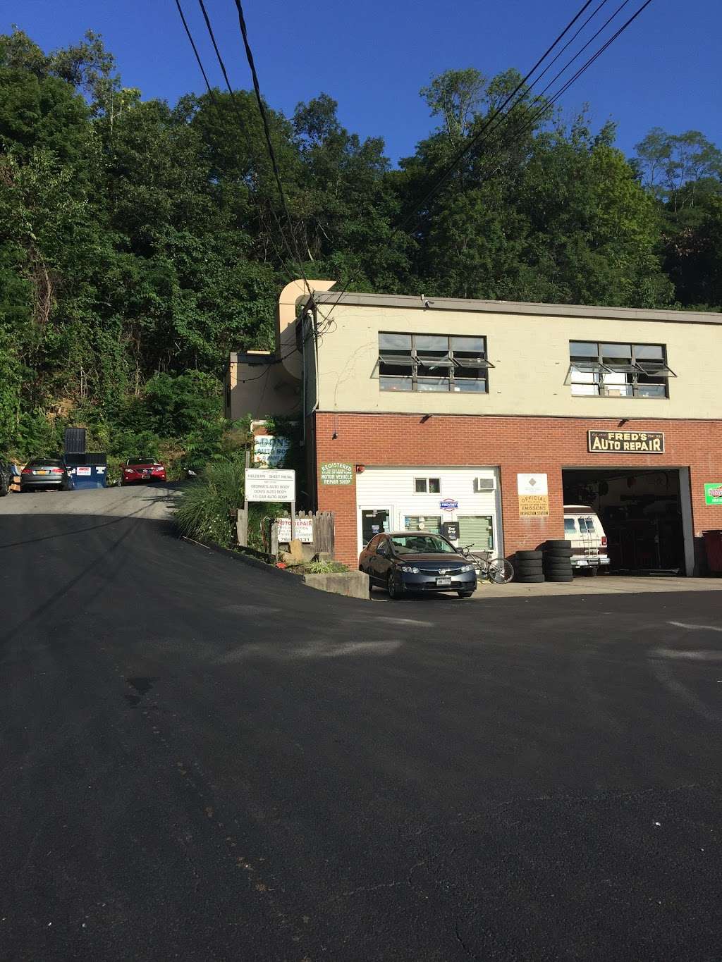 Georges Auto body | 581 N State Rd, Briarcliff Manor, NY 10510, USA | Phone: (914) 923-0531