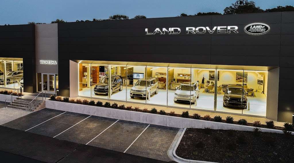 Land Rover Waukesha | 1901 E Moreland Blvd, Waukesha, WI 53186, USA | Phone: (262) 970-5900